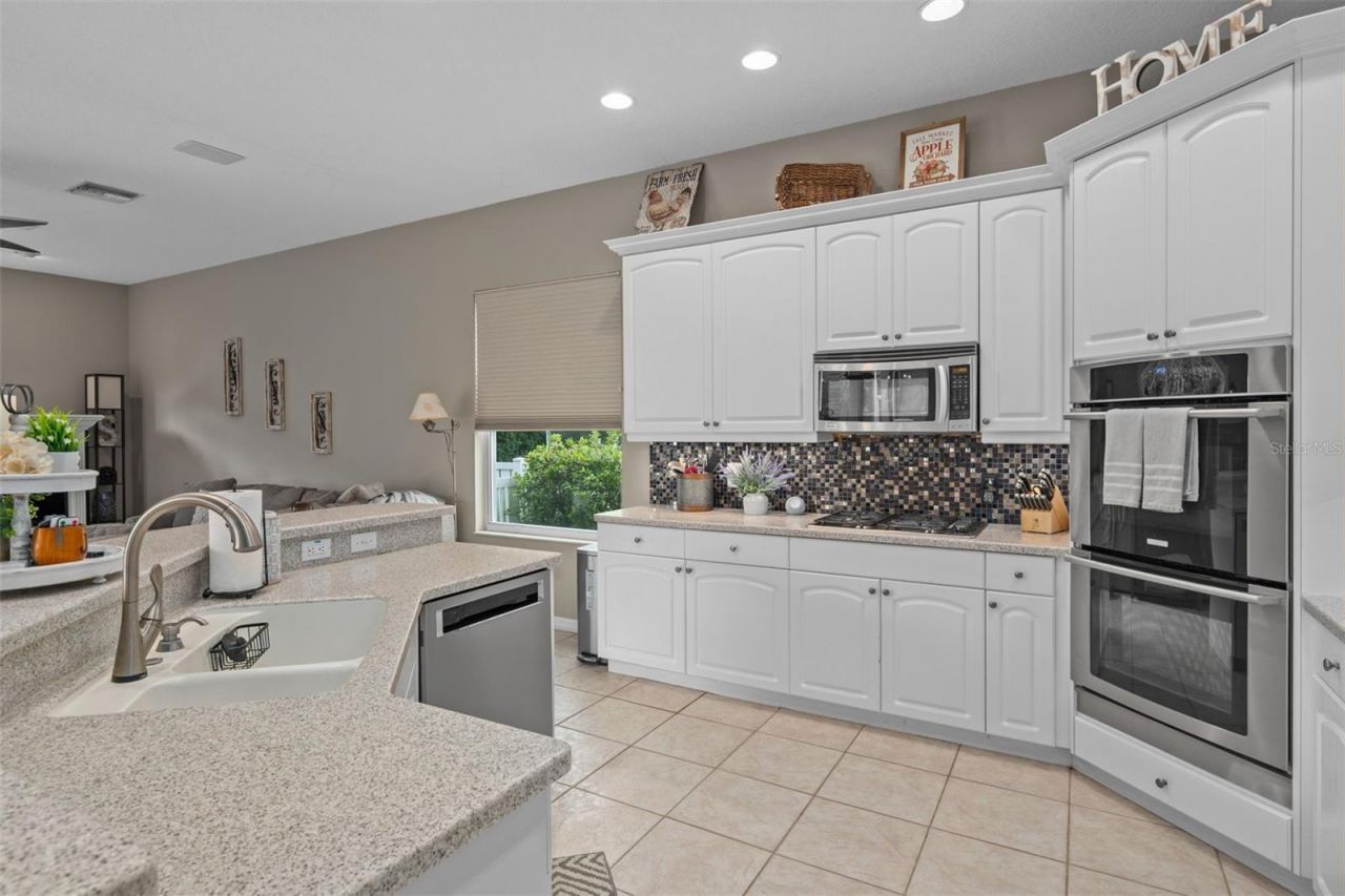 2313 Edelweiss Loop, New Port Richey, FL 34655 Photo