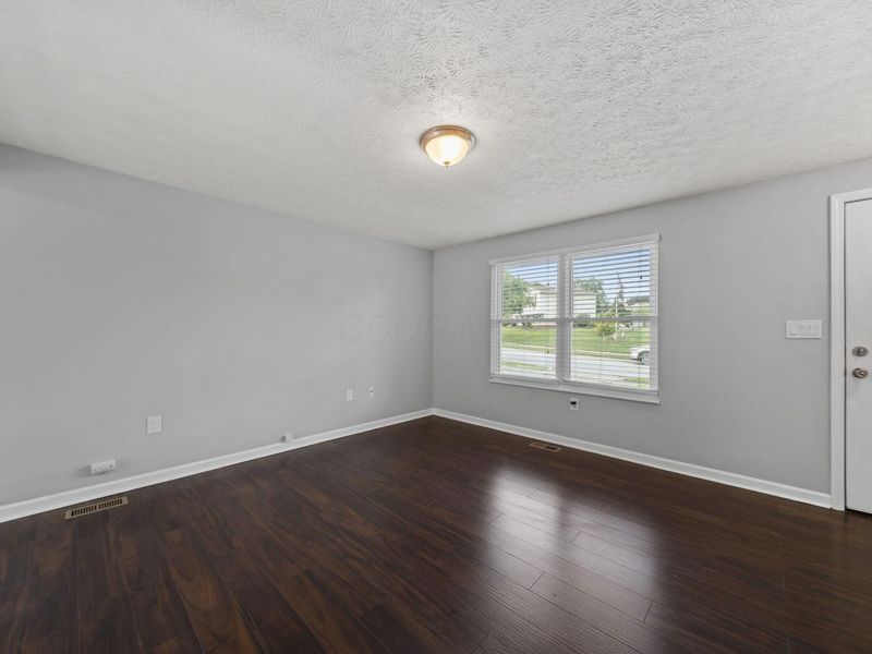 4431 Hickory Wood Drive, Columbus, OH 43228 Photo 10