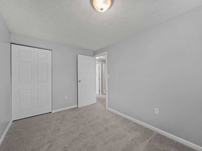 4431 Hickory Wood Drive, Columbus, OH 43228 Photo 17