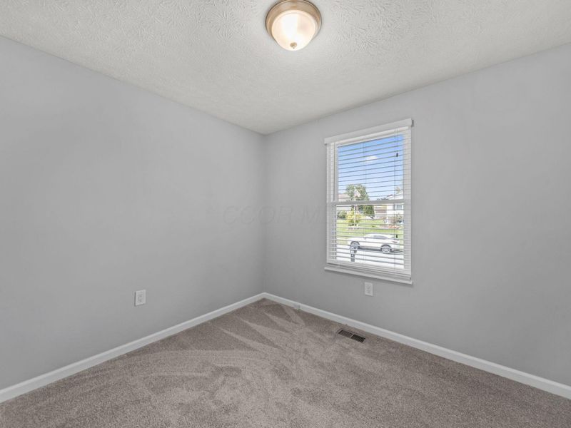 4431 Hickory Wood Drive, Columbus, OH 43228 Photo 18