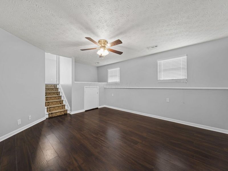 4431 Hickory Wood Drive, Columbus, OH 43228 Photo 21