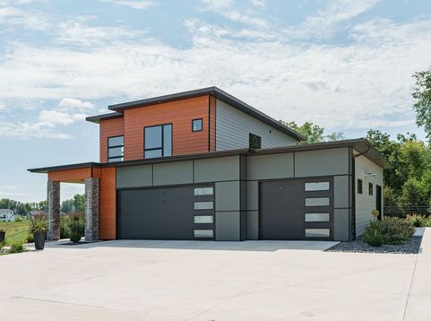 Main Photo