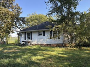 5052 Hammett Hill Rd Road, Bowling Green, KY 42101