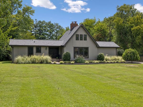 1218 General Macarthur Dr , Brentwood, TN 37027