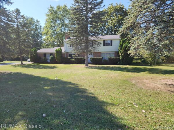 6965 N Adams Road , Bloomfield Township, Mi 48304