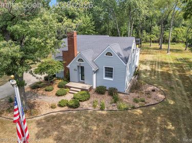 19524 Fry Road, Northville Township, Mi 48167