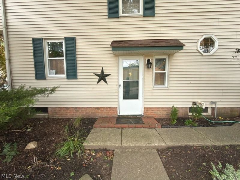 4800 Westbourne Road, Cleveland, OH 44124 Photo 2