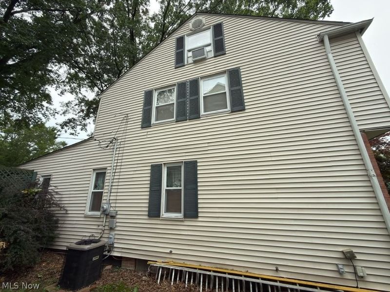 4800 Westbourne Road, Cleveland, OH 44124 Photo 25