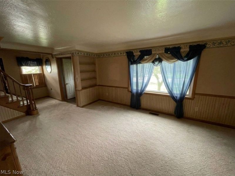4800 Westbourne Road, Cleveland, OH 44124 Photo 4