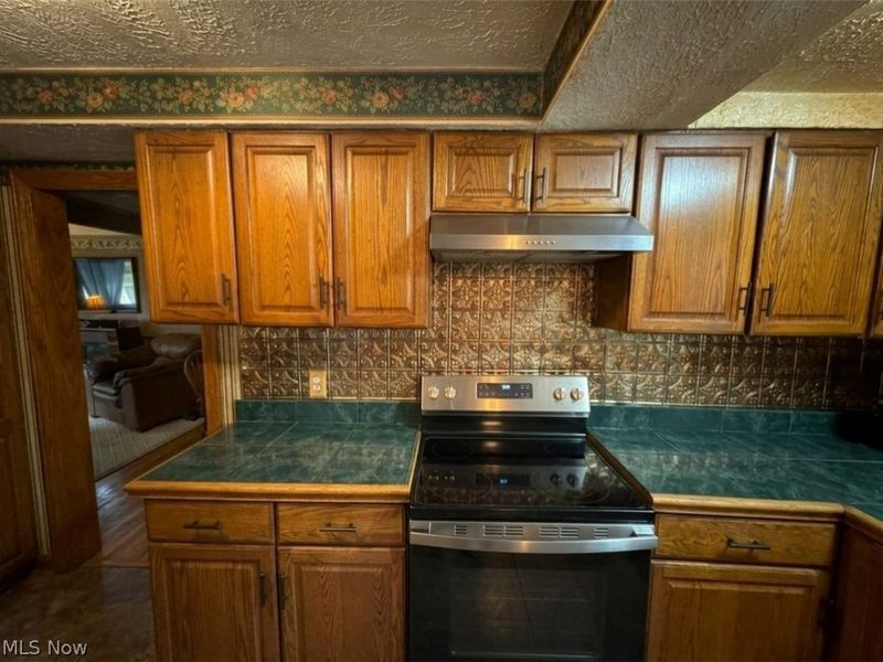 4800 Westbourne Road, Cleveland, OH 44124 Photo 8