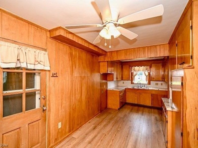 1156 Delverne Avenue SW, Canton, OH 44710 Photo 8
