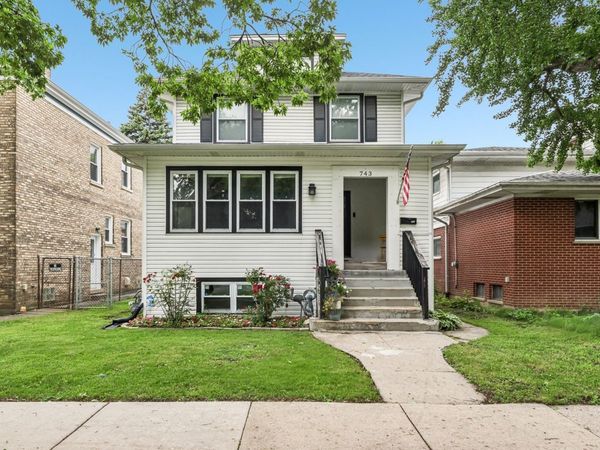 743 S Lombard Avenue , Oak Park, IL 60304
