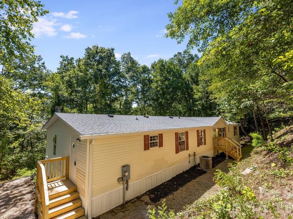 81 Spring Mountain Road , Fairview, NC 28730