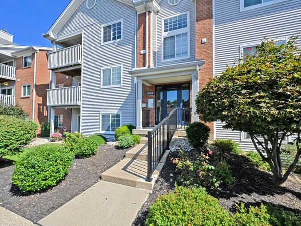 7382 Ridgepoint Drive, Unit 9, Anderson Twp, OH 45230