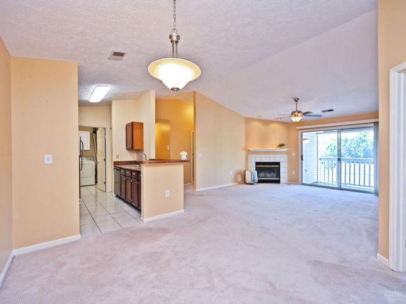 7382 Ridgepoint Drive, Unit 9, Anderson Township, OH 45230 Photo 11