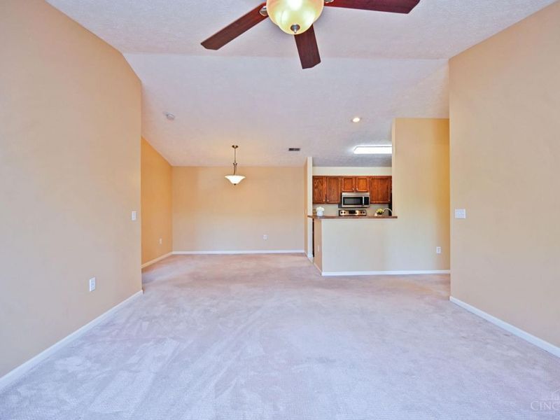 7382 Ridgepoint Drive, Unit 9, Anderson Township, OH 45230 Photo 9