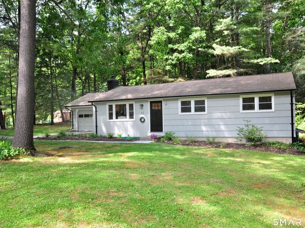 52 Fernwood, Simsbury, CT 06070