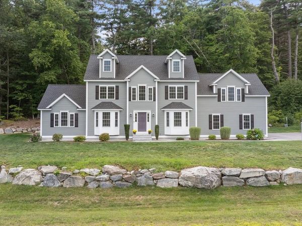 14 Houghton Farm Ln, Bolton, MA 01740