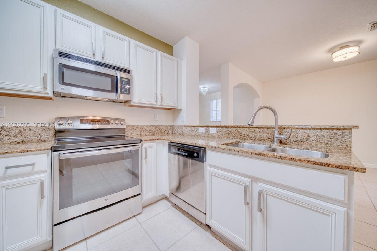 14053 SW 270th Ter , Homestead, FL 33032 Photo