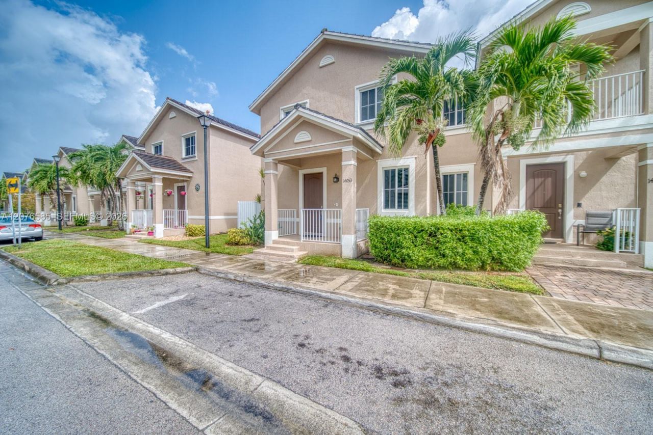 14053 SW 270th Ter , Homestead, FL 33032 Photo