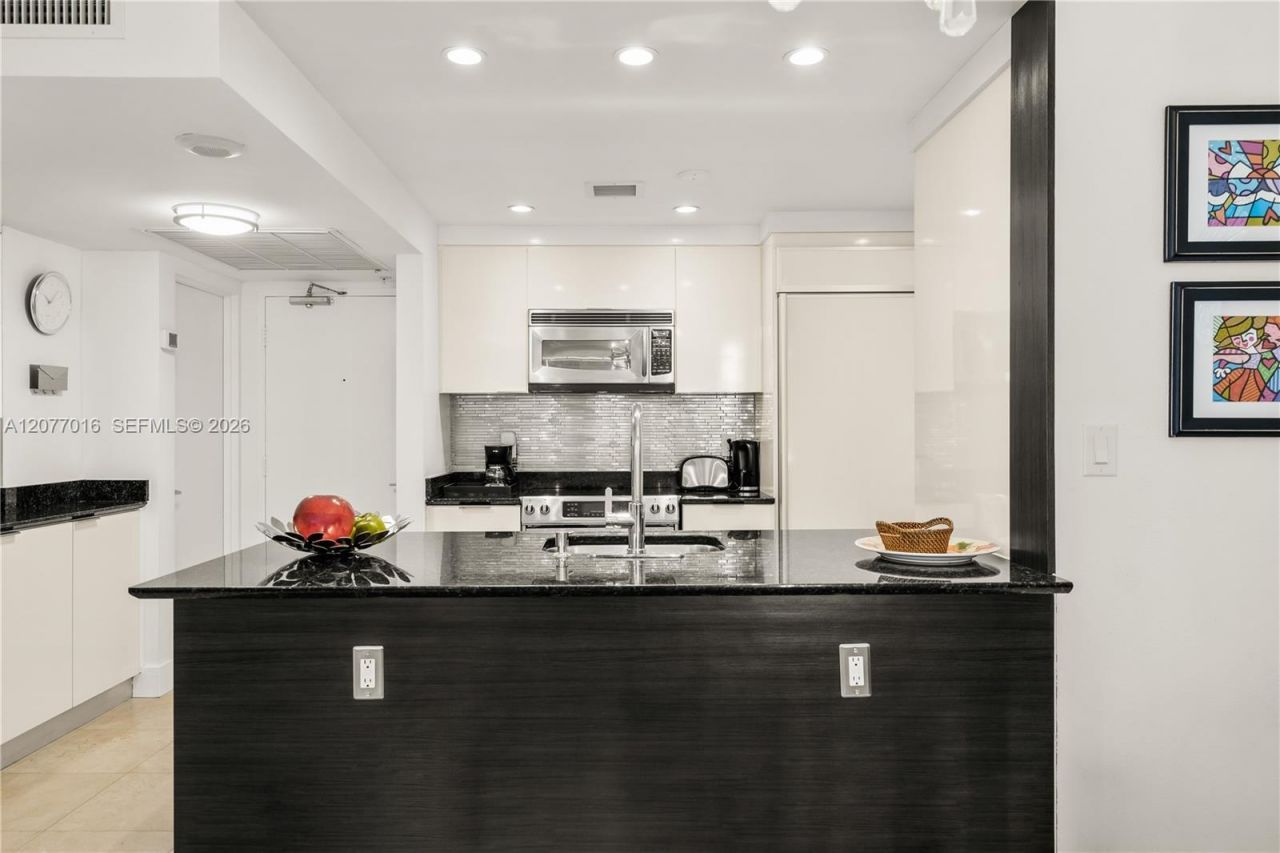 10275 Collins Ave , Unit 611, Bal Harbour, FL 33154 Photo