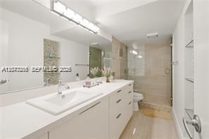 10275 Collins Ave , Unit 611, Bal Harbour, FL 33154 Photo