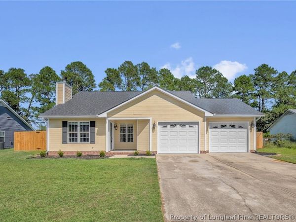 806 S Buckeye Drive, Raeford, NC 28376
