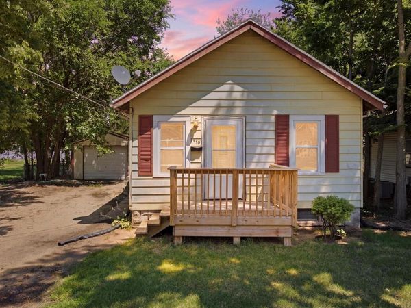 2930 Lapey Street , Rockford, IL 61109