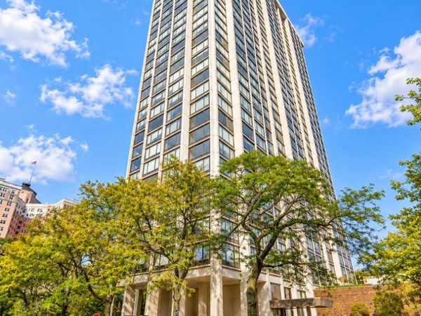 5455 N Sheridan Road, Unit 2907, Chicago, IL 60640