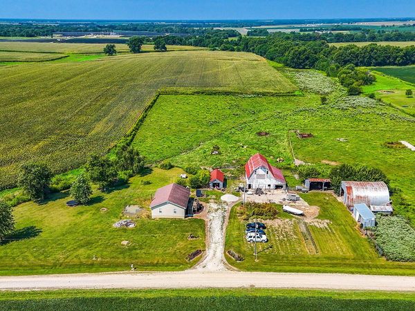 31467 Lark Road, Vandalia, MO 63382
