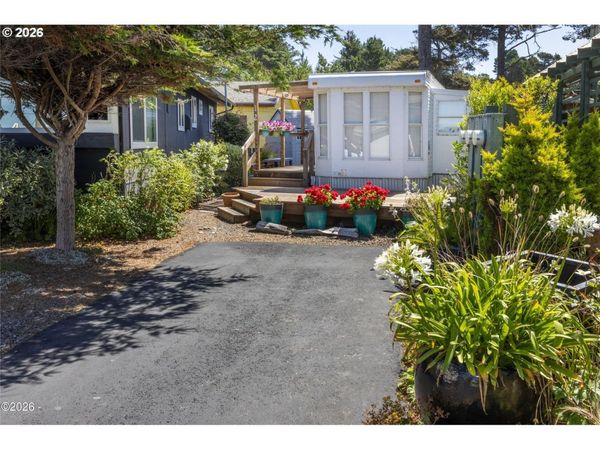 4875 N Hwy 101, 12, Depoe Bay, OR 97341
