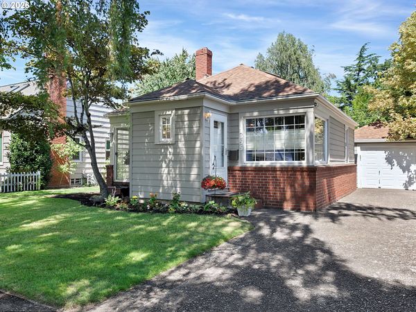 1655 PEARL NE ST, Salem, OR 97301