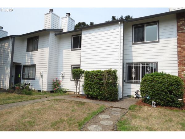 11995 SE HOLGATE BLVD, Portland, OR 97266