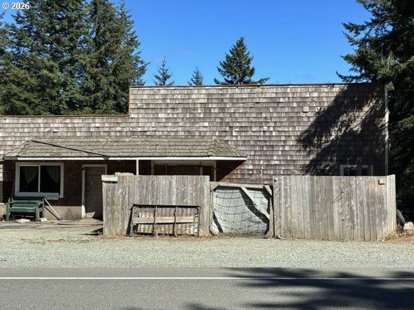 47693 HIGHWAY 101, Bandon, OR 97411