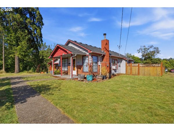 221 WALNUT ST, Independence, OR 97351