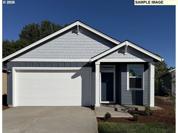 1566 N YOUNG ST, Lafayette, OR 97127