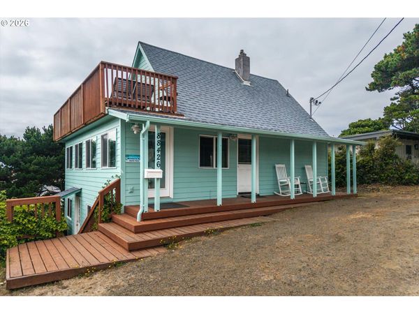 88426 2ND AVE, Florence, OR 97439