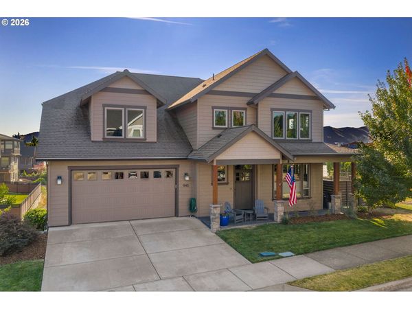 945 MAKENA LN, Hood River, OR 97031