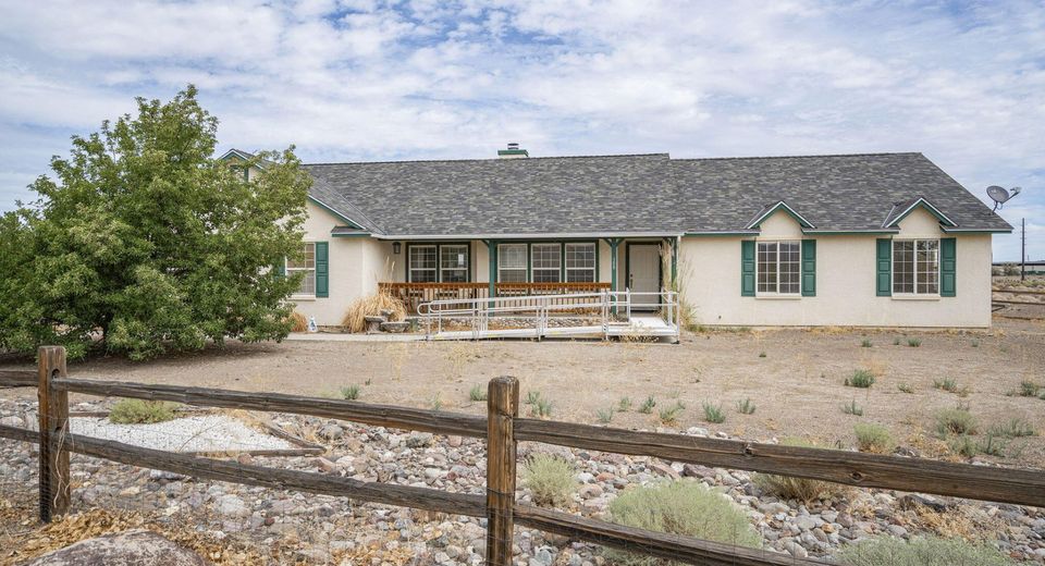 100 Sario Drive, Fernley, NV 89408 Photo