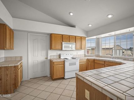 100 Sario Drive, Fernley, NV 89408 Photo