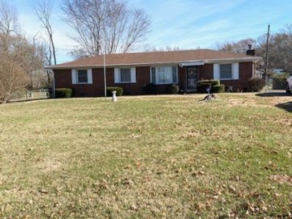 222 Yorktown Rd, Clarksville, TN 37042