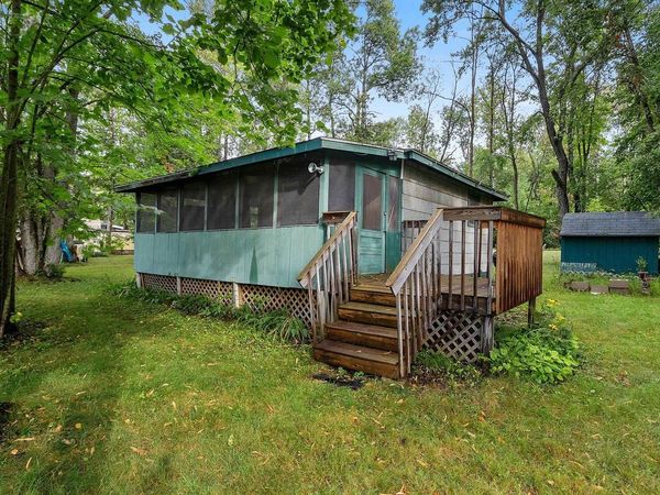 9561 MILWAUKEE LANE, Gillett, WI 54124