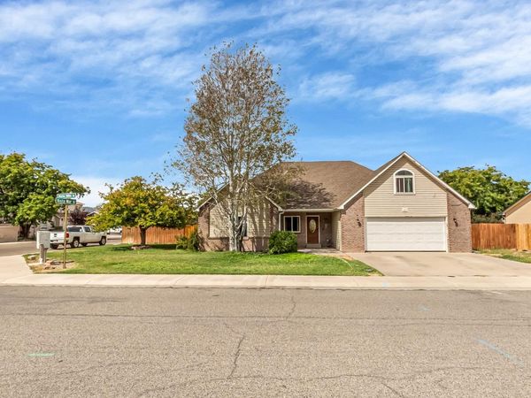 225 Vista Hills Drive , Grand Junction, CO 81503