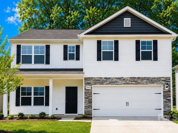 2224 Dardan Woods Drive , Charlotte, NC 28215