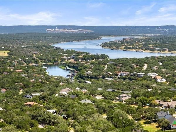 22335 Briarcliff Drive , Spicewood, TX 78669