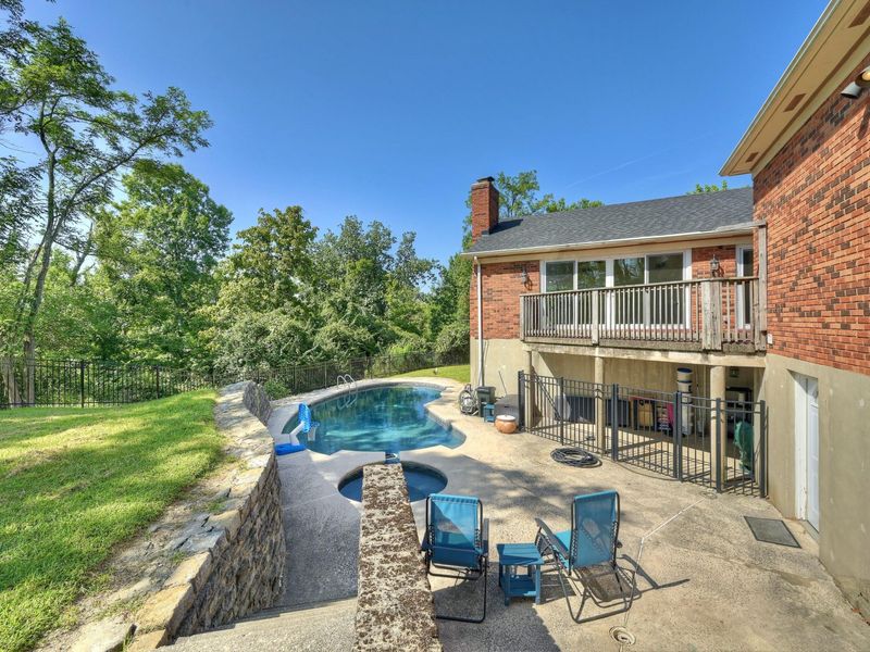 124 Holly Woods Drive, Fort Thomas, KY 41075 Photo 20