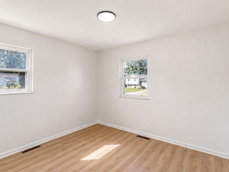 1852 Bar Harbor Road, Columbus, OH 43219 Photo 13