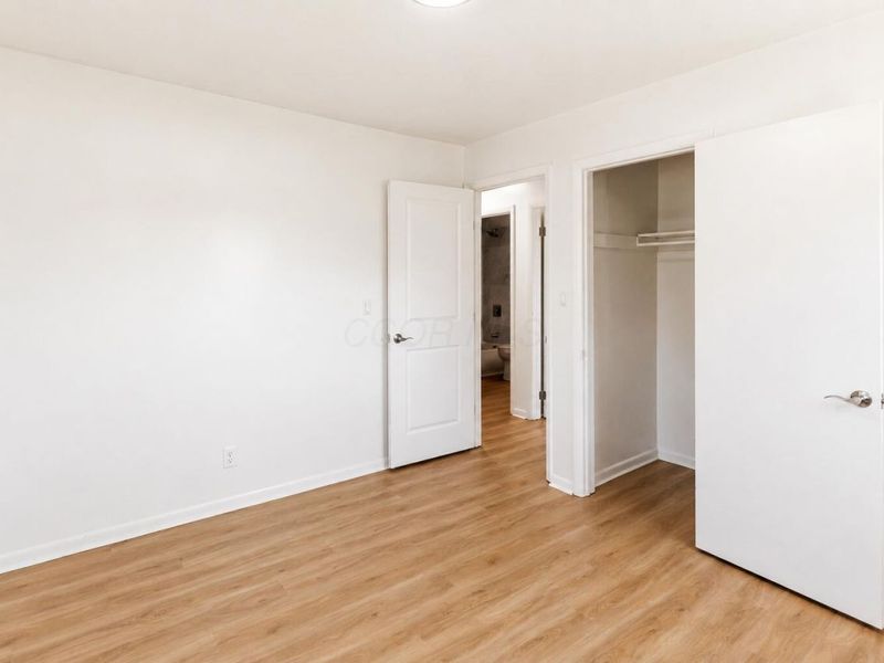 1852 Bar Harbor Road, Columbus, OH 43219 Photo 14