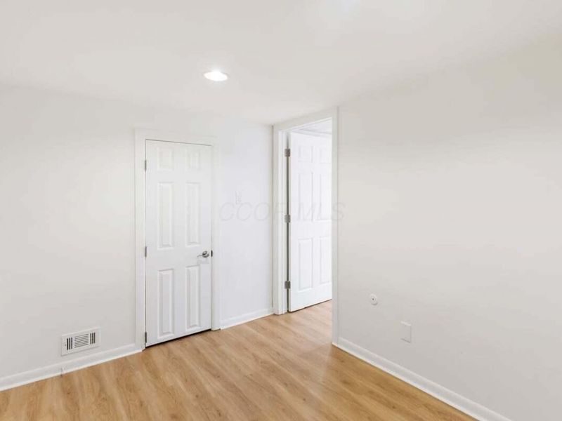 1852 Bar Harbor Road, Columbus, OH 43219 Photo 19