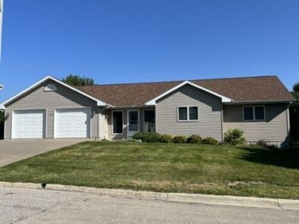 1440 Primrose Lane, Lancaster, WI 53813